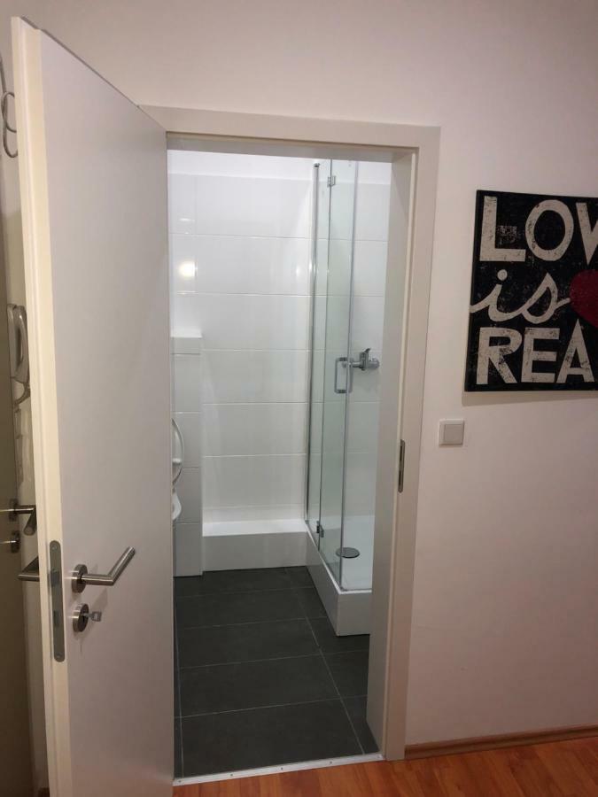 Apartment 4 Rent Bochum Esterno foto